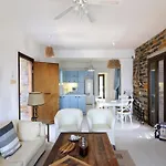 Apartmán Luxurious Beachfront Haven In Kea Korissia (Kea)