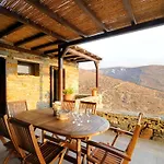 Apartmán Luxurious Beachfront Haven In Kea *