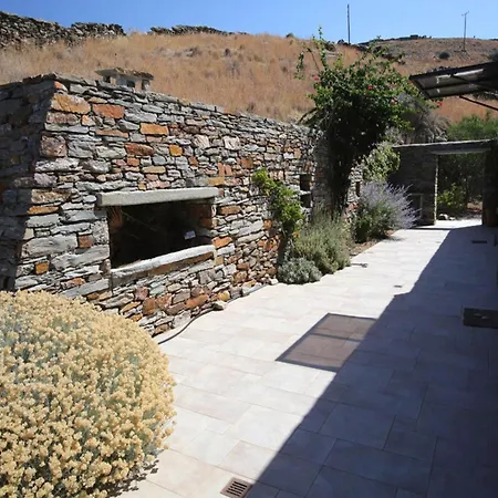 Appartement Luxurious Beachfront Haven In Kea