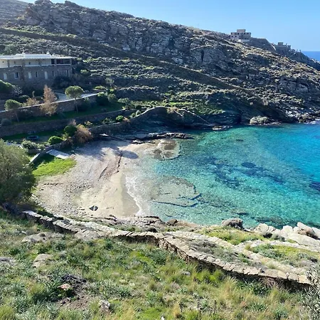 Apartment Luxurious Beachfront Haven In Kea Korissia (Kea)