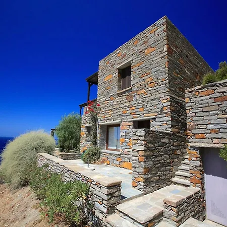 Luxurious Beachfront Haven In Kea *