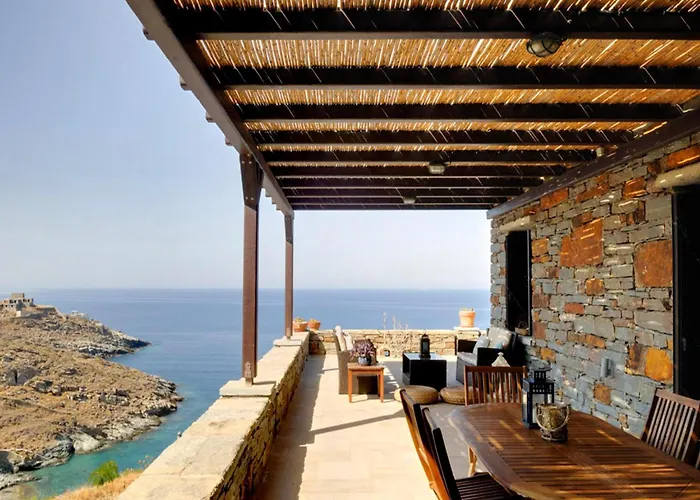 דירה Luxurious Beachfront Haven In Kea