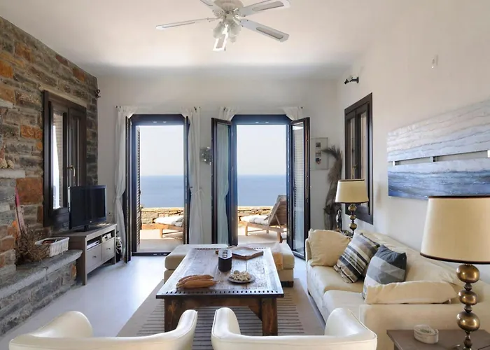 דירה Luxurious Beachfront Haven In Kea Korissia (Kea)